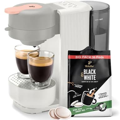 Tchibo Kaffeepadmaschine „CALL ME PAD“ inkl. 36 Kaffeepads Black & White, mit Taste für To-Go Becher, für 2 Tassen, schnell und leise, automatische Abschaltfunktion, Weiß
