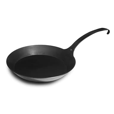 FeuerWerk-Wastl hochwertige Eisenpfanne mit Hakenstiel, schmiedeeiserne Pfanne, Bratpfanne, Herdarten geeignet, geschmiedete Pfanne (31)